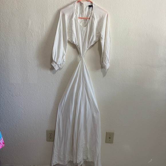 Vici Dresses & Skirts - VICI Cutout Maxi Dress White Long Sleeve Button Back Boho Chic Size Small